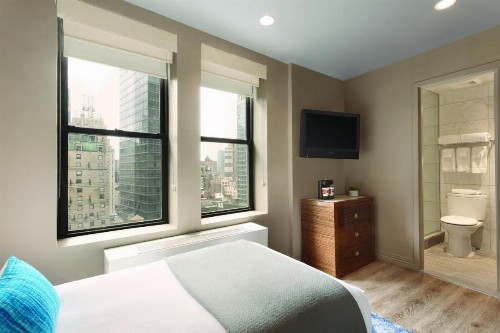 The Gallivant Times Square - image 33