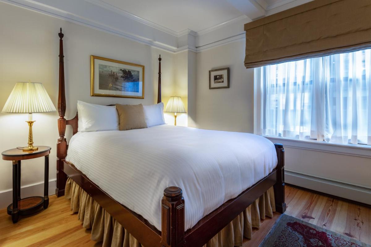 Roger Smith Hotel - image 6