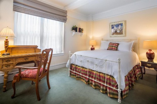 Roger Smith Hotel - image 8
