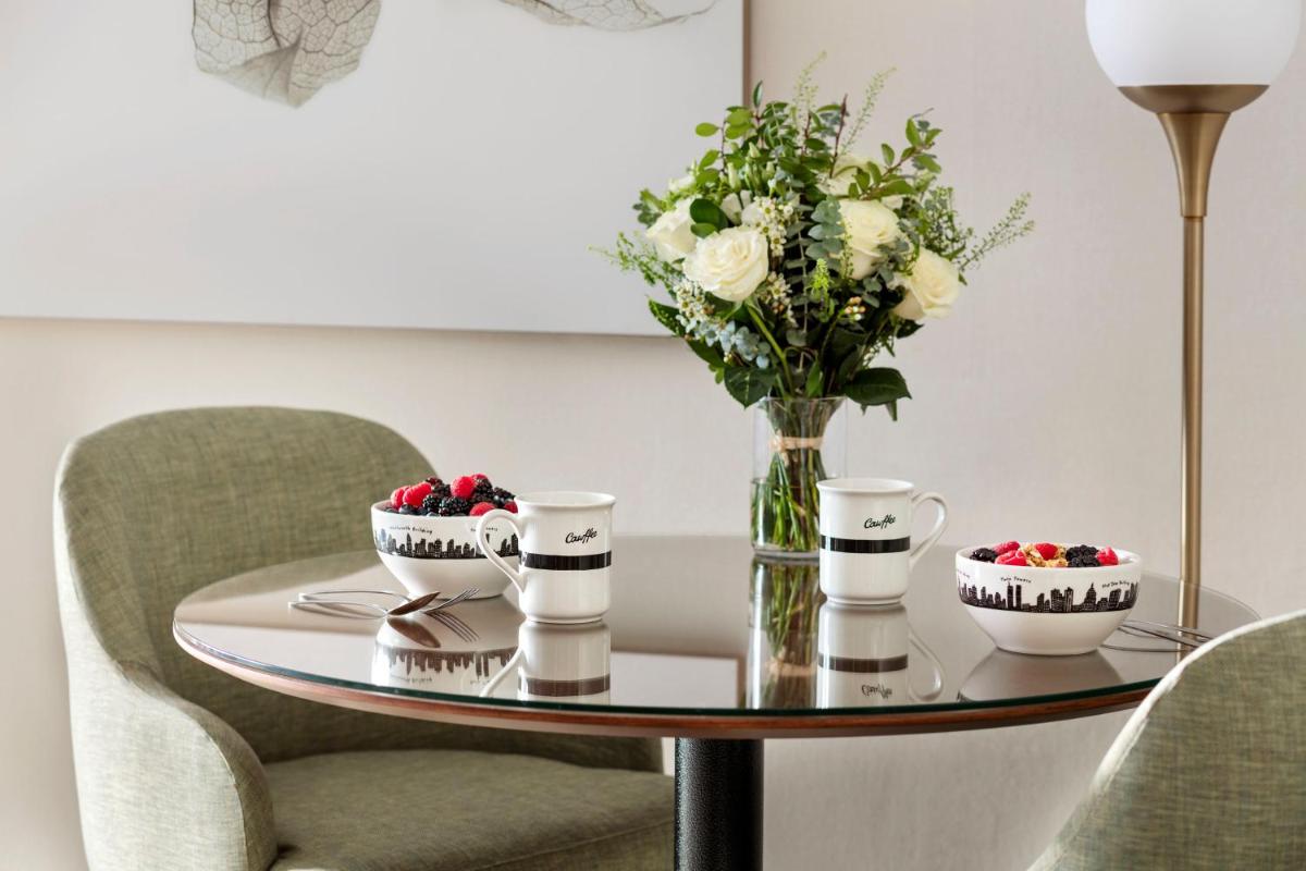 Gardens Suites Hotel by Affinia - image 2