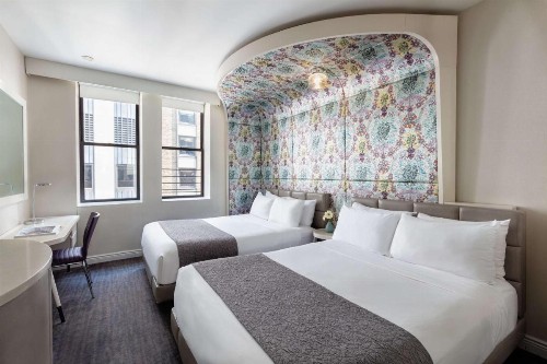 Dream Midtown - image 30
