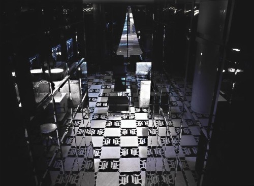 Night hotel by SB at Times Square - image 9