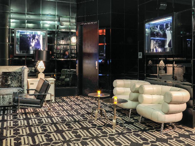 Night hotel by SB at Times Square - image 7