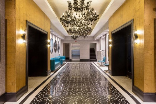 The Square Hotel - image 3