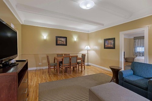 Best Western Plus Hospitality House Suites - image 23