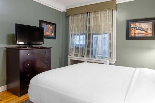 Best Western Plus Hospitality House Suites - image 38