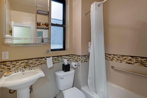 Best Western Plus Hospitality House Suites - image 49