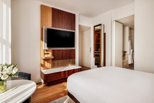 Bryant Park Hotel - image 20