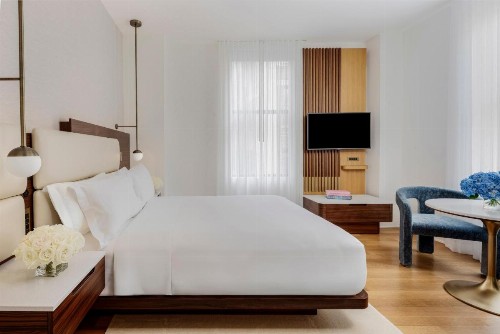 Bryant Park Hotel - image 6
