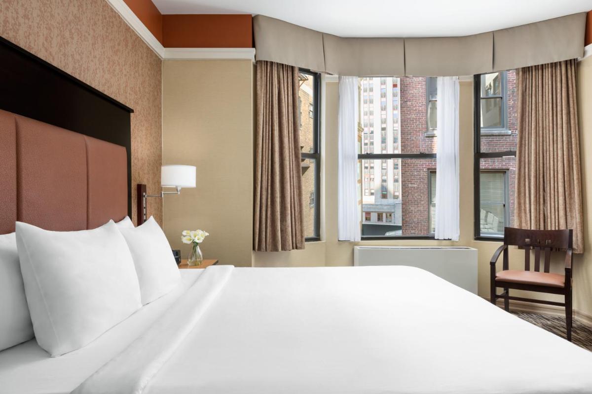 The Hotel at Fifth Avenue - image 6