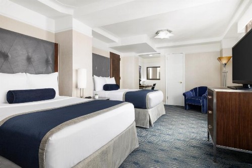 The New Yorker A Wyndham Hotel - image 2