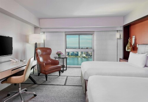 Millennium Hilton New York One UN Plaza - image 17