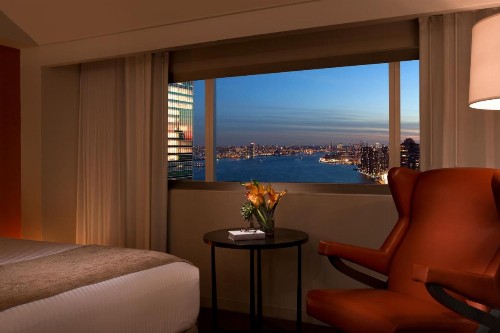 Millennium Hilton New York One UN Plaza - image 39