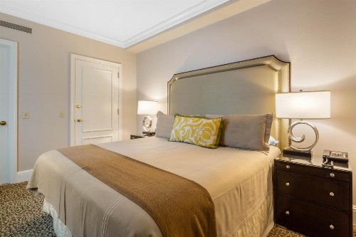Omni Berkshire Place - image 25