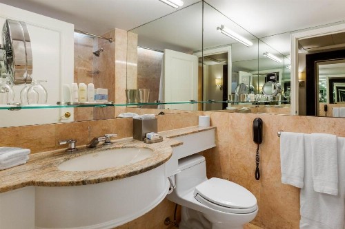 Omni Berkshire Place - image 31