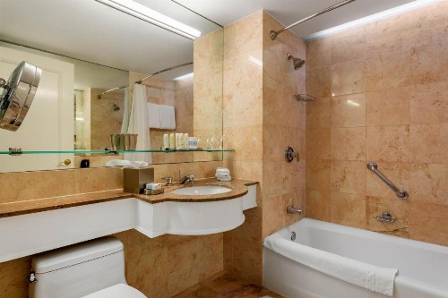 Omni Berkshire Place - image 41