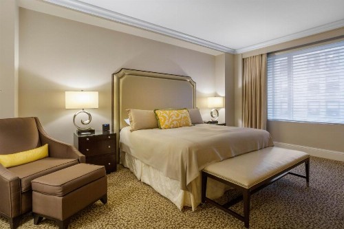 Omni Berkshire Place - image 6