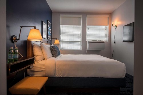 U Hotel Fifth Avenue - image 11