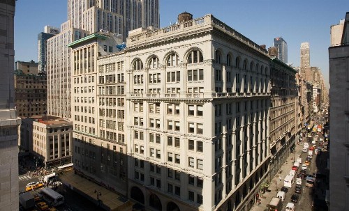 U Hotel Fifth Avenue - image 3