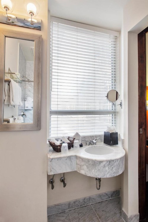 U Hotel Fifth Avenue - image 4