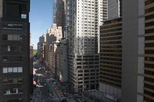 The Manhattan at Times Square - image 32