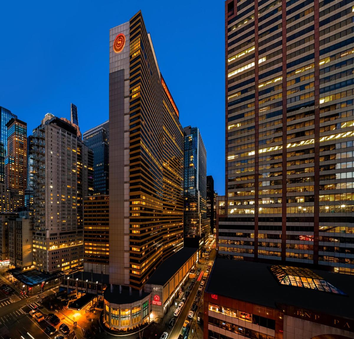 Sheraton New York Times Square Hotel - image 5