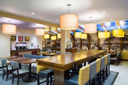 Hampton Inn Madison Square Garden - image 12