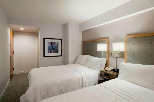 Hampton Inn Madison Square Garden - image 23
