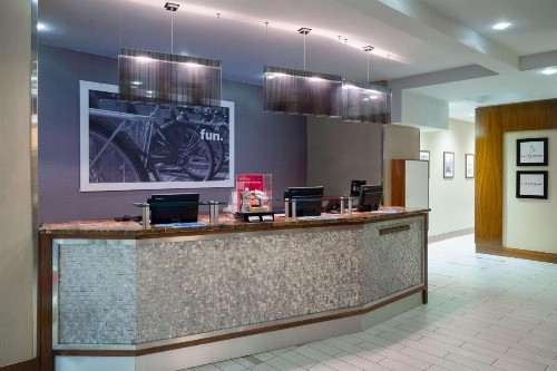 Hampton Inn Madison Square Garden - image 9