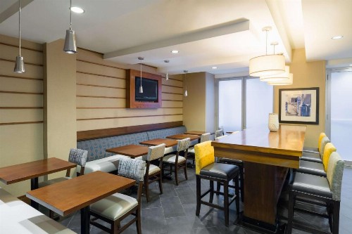Hampton Inn Manhattan Chelsea - image 26