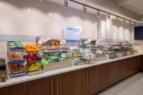 Holiday Inn Express New York City Chelsea an IHG Hotel - image 17