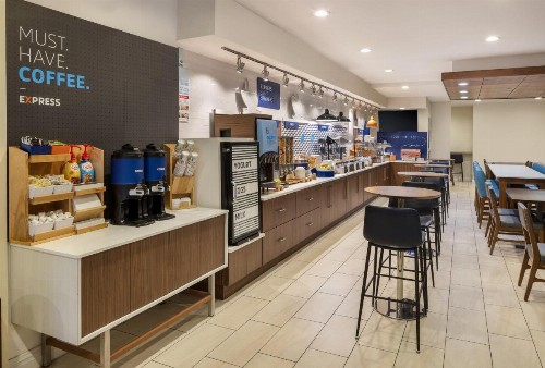 Holiday Inn Express New York City Chelsea an IHG Hotel - image 39