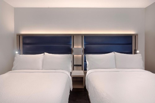 Holiday Inn Express New York City Chelsea an IHG Hotel - image 40