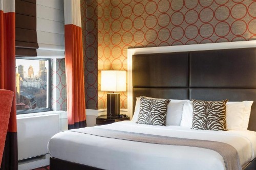 Empire Hotel - image 13