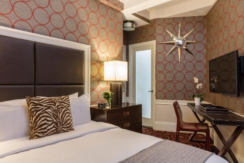 Empire Hotel - image 5