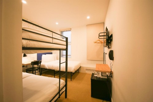 Doxie Hotel - image 16