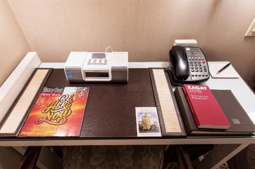 City Club Hotel - image 25