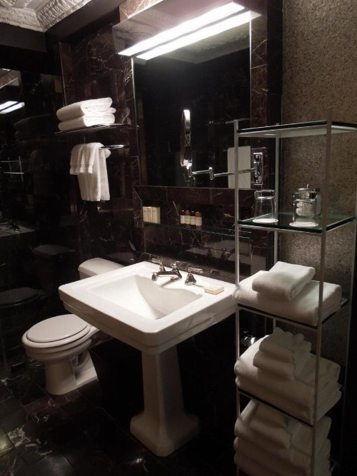 City Club Hotel - image 34