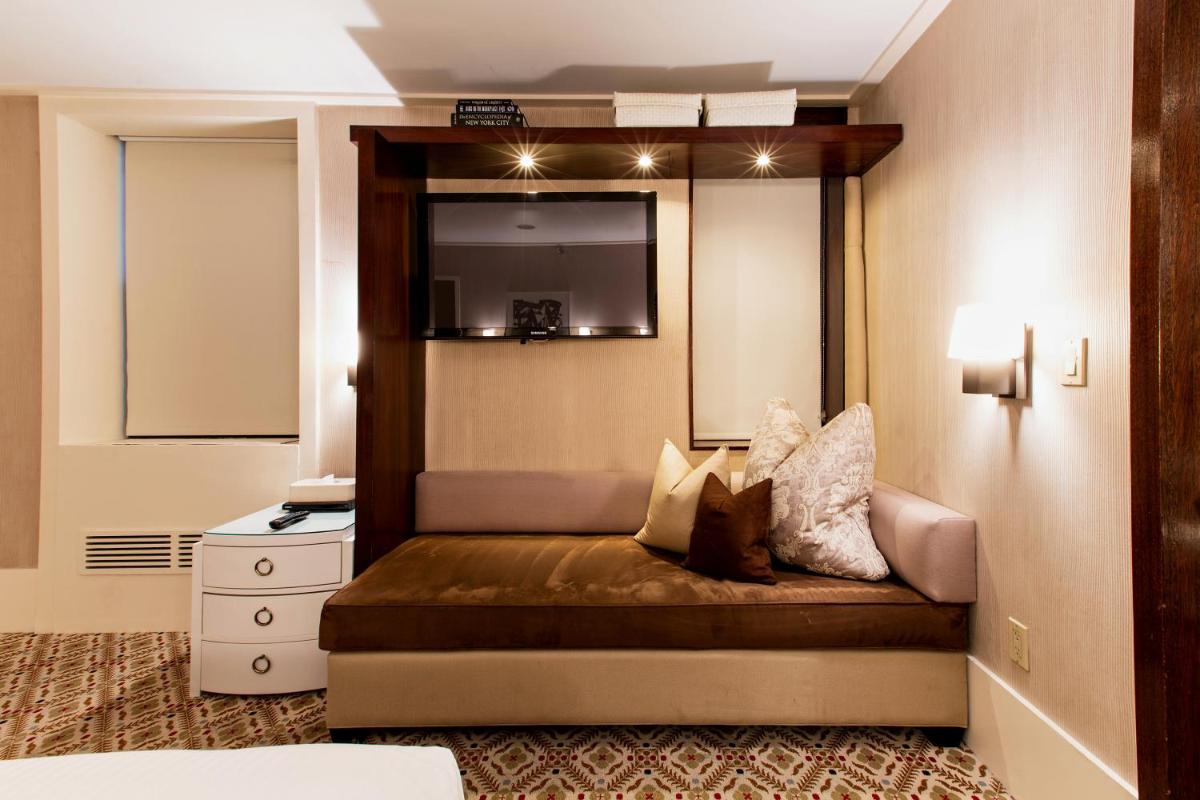 City Club Hotel - image 4