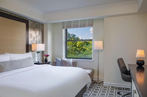 JW Marriott Essex House New York - image 13