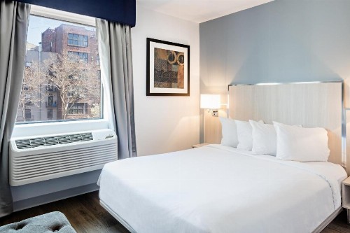 The Gatsby Hotel - image 4