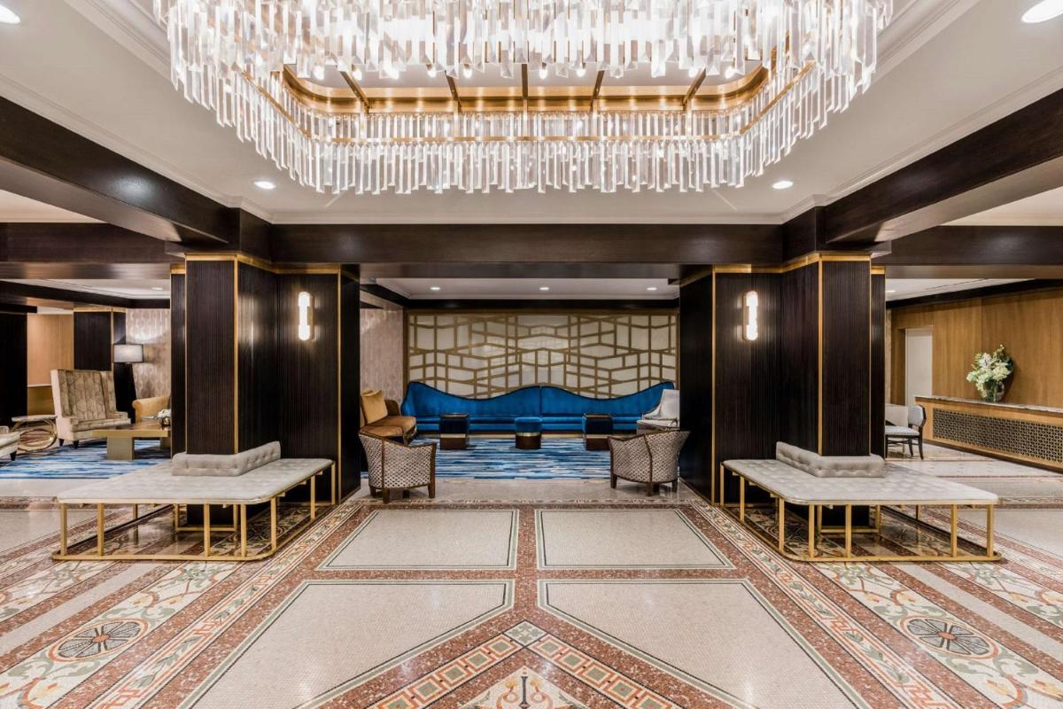Martinique New York on Broadway Curio Collection by Hilton - image 7