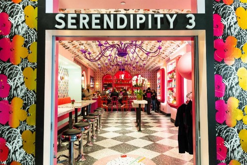 OYO Times Square - image 35