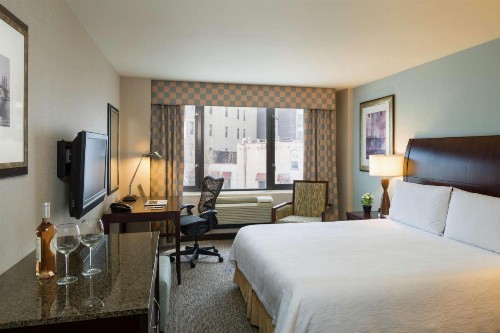 Hilton Garden Inn New York/Tribeca - image 4