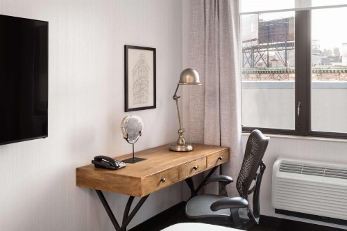 Hilton Garden Inn New York/Tribeca - image 8