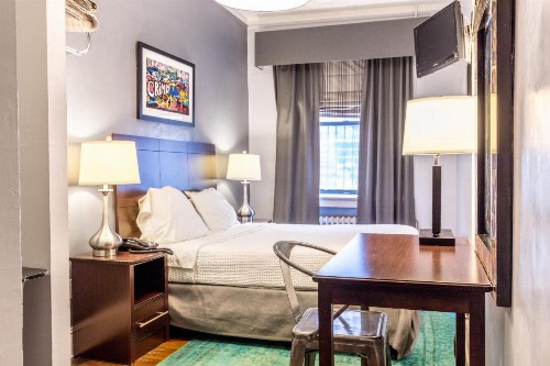 Hotel 309 - image 38