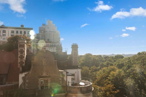 Riverside Tower Hotel - image 17