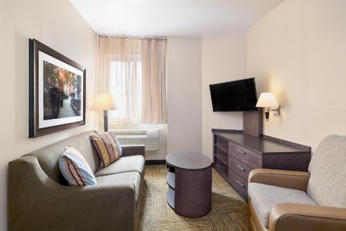 Candlewood Suites NYC -Times Square an IHG Hotel - image 31