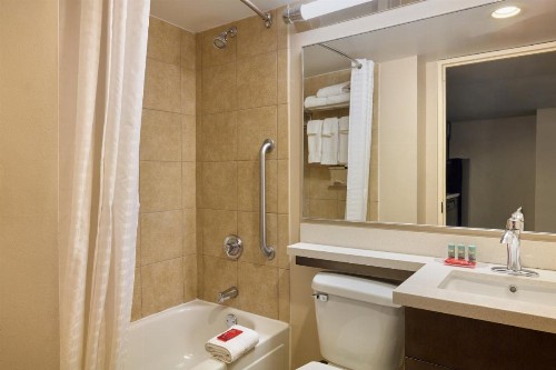 Candlewood Suites NYC -Times Square an IHG Hotel - image 38