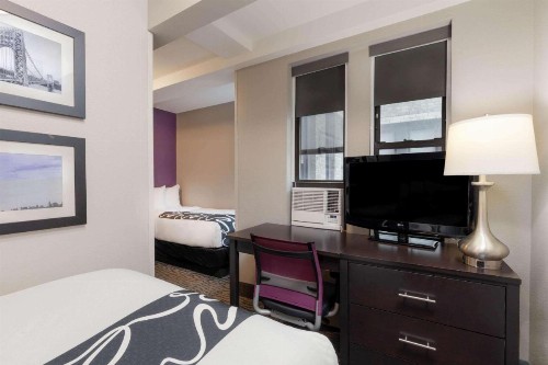 La Quinta by Wyndham New York City Central Park - image 26